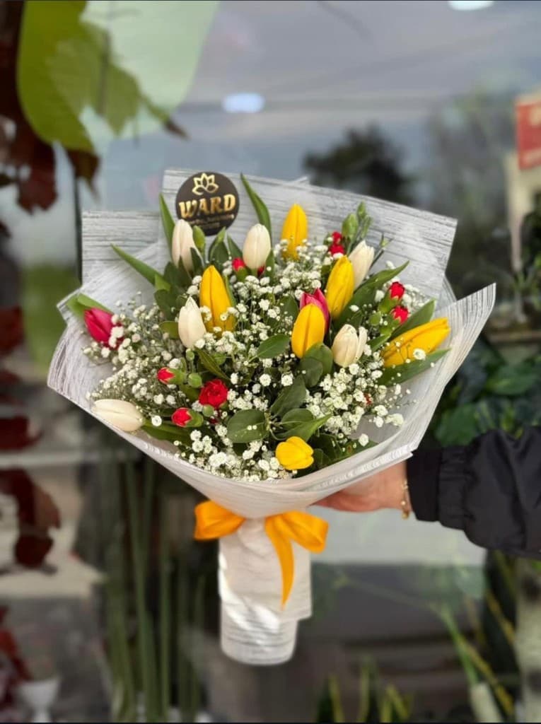 Colorful tulip bouquet by Ward Floral Boutique